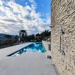 Luxury With Private Pool By Host Hero Civitanova Marche