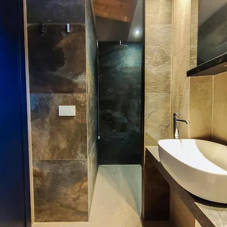Luxury With Private Pool Apartment *